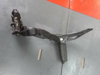 platine de cale pied avant gauche KTM 125 RC 14-20