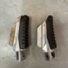Cales pieds avant Suzuki 600 GSR – Image 2