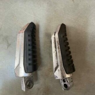 Cales pieds avant Suzuki 600 GSR 06-11