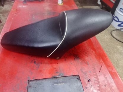 Selle café racer Triumph 900 Thunderbird 1997