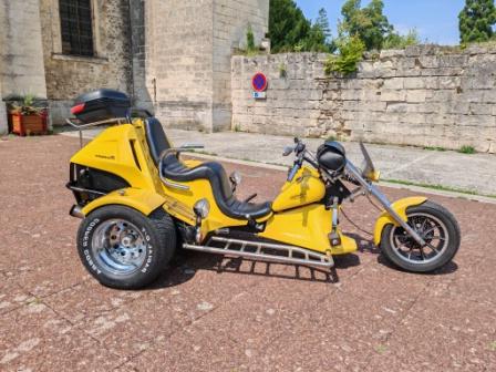 MEGAPHONE 1600 Pionnier (Permis B) - 1999 -30000kms - 9990€