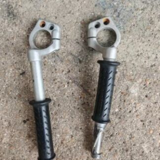 Demi guidon bracelets droit et gauche Triumph Sprint RS 955 i 02-04