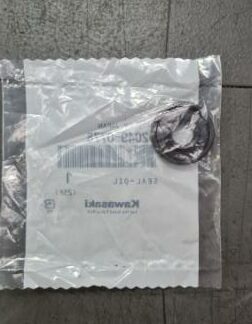 92049-0778 joint spi pompe a eau / huile Kawasaki Z800 Z 800