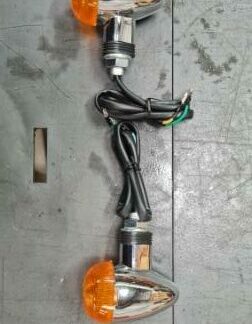 Paire de clignotants chromés universels (Type mash TT40)