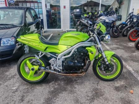TRIUMPH 955 Speed Triple - 1999 - 56200kms - 3290€