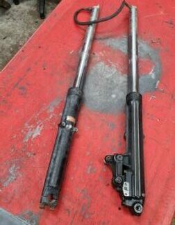 Tubes de fourche Honda 400 CBX CB X nc07