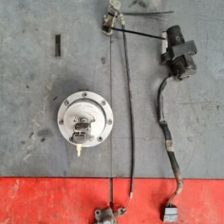 Kit serrures (neiman, bouchon de réservoir, ouverture de selle et 2 clés) Honda 750 VFR rc36