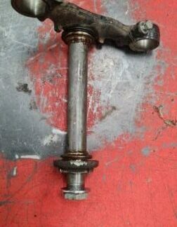 Té de fourche inférieur avec colonne de direction Honda 400 CBX CB X nc07