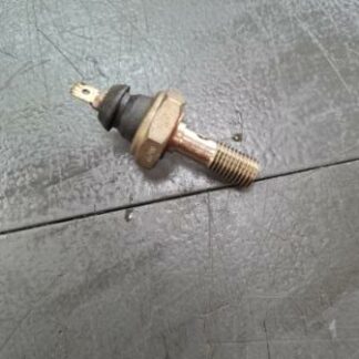 sonde capteur de pression d'huile Triumph 955 Speed Triple T509